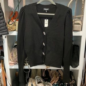 Embellished button puff sleeve sweater